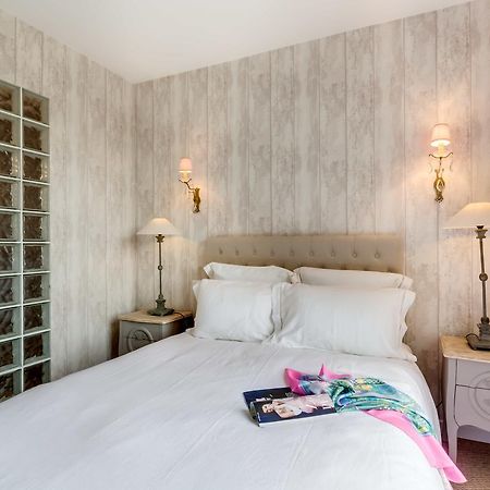 Les Eaux Qui Rient Bed & Breakfast Sanguinet Exterior photo